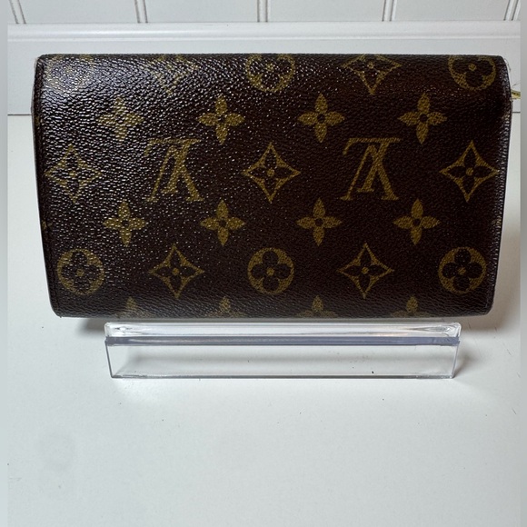 Louis Vuitton Women’s Vintage Dark Brown Monogram Long Wallet - Picture 2 of 14